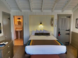 小屋 | 折叠床/加床（额外收费）、床单