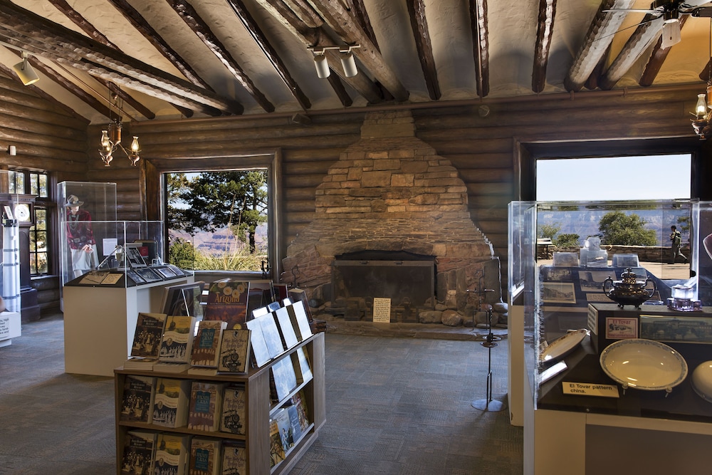 Bright Angel Lodge by null