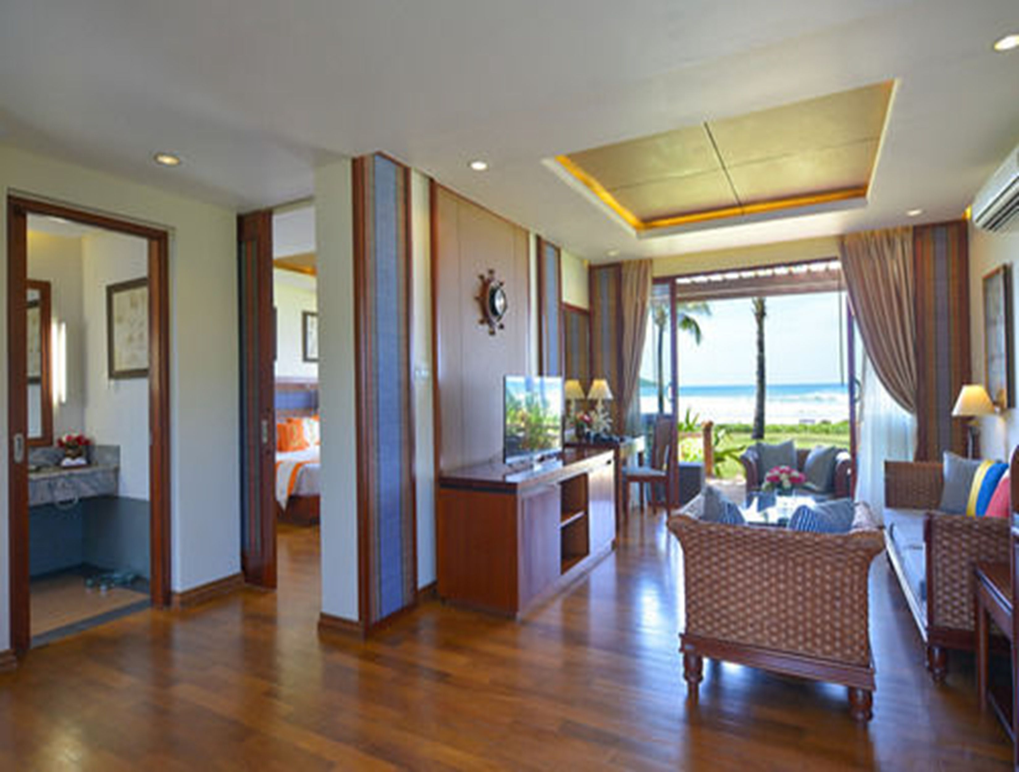 villa suite | living area