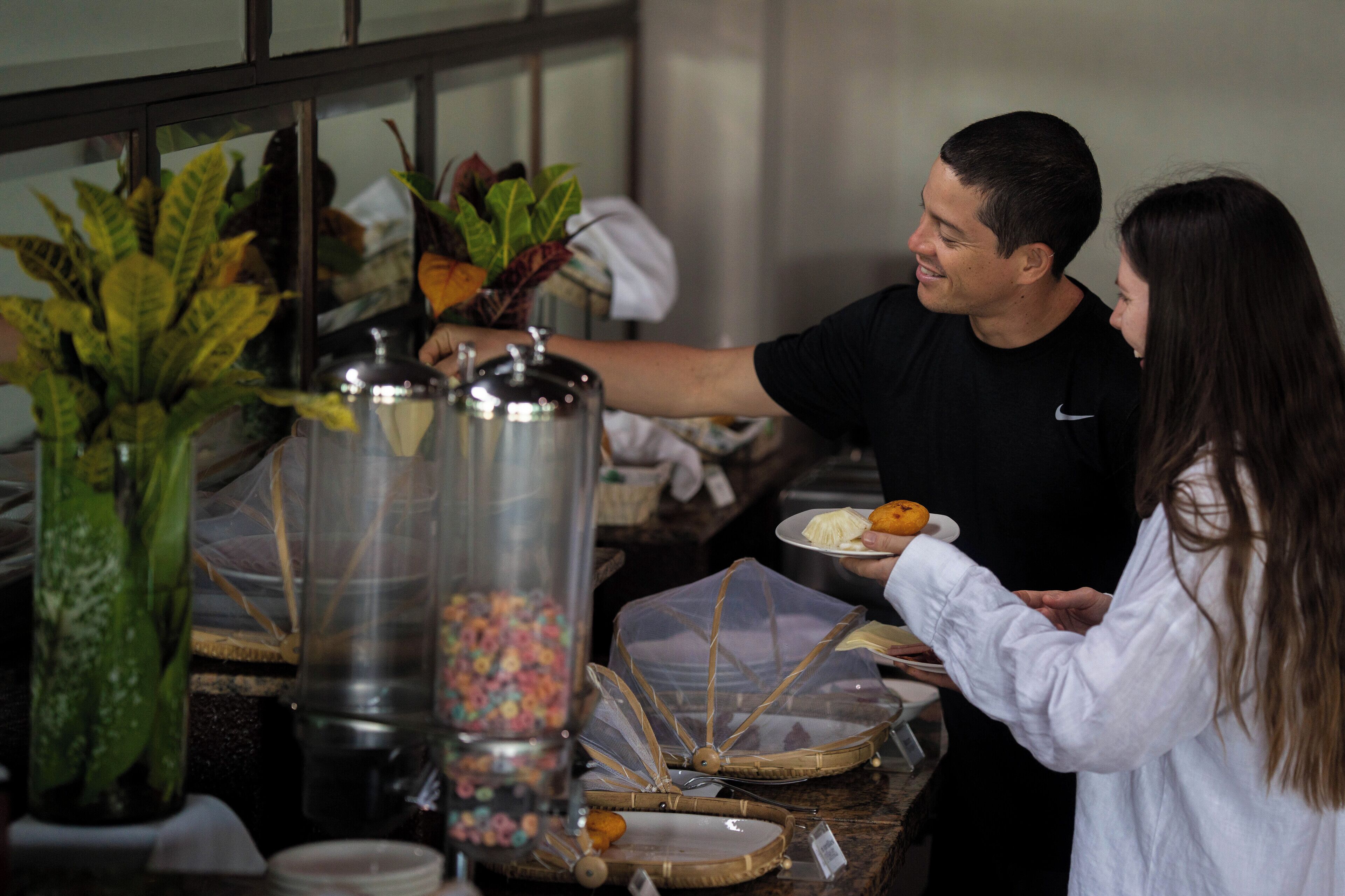 breakfast, lunch and dinner served