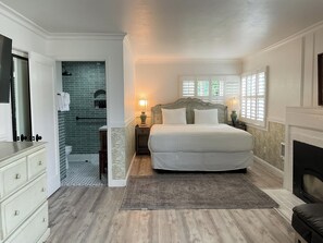 Executive Suite | 1 bedroom, Egyptian cotton sheets, premium bedding