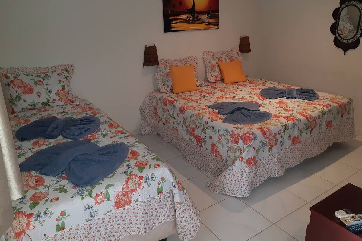 Individually decorated, free WiFi, bed sheets