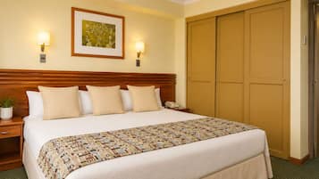 Ropa de cama de alta calidad y minibar