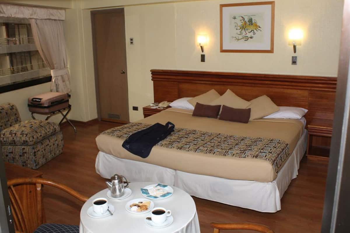 Habitación doble superior | 2 habitaciones, ropa de cama de alta calidad y minibar