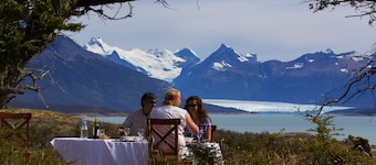 มหัศจรรย์โดม - แคมป์แปลกใหม่