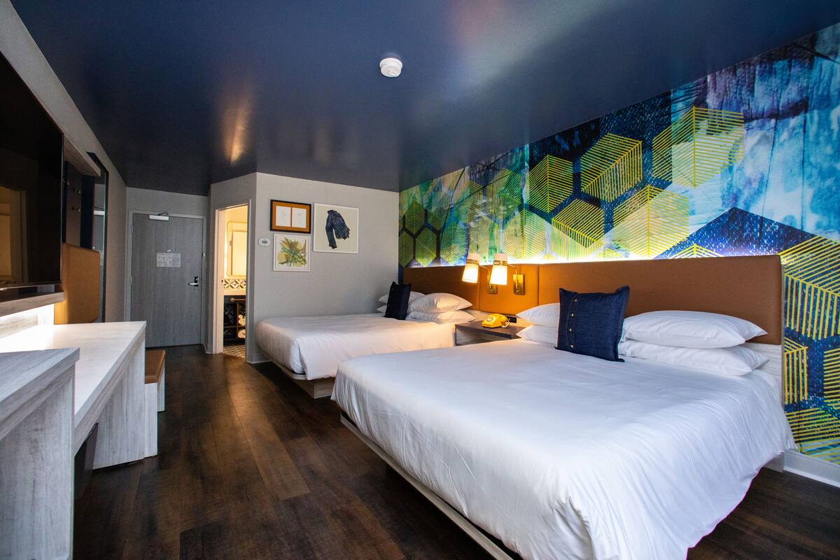 Deluxe Double Room, 2 Queen Beds | Premium bedding, Tempur-Pedic beds, in-room safe, desk