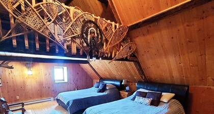 Auberge Le P'tit Bonheur - Hostel