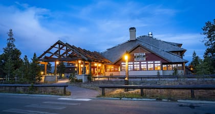 Old Faithful Snow Lodge & Cabins - Inside the Park