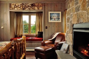 Premier Room | 1 bedroom, premium bedding, individually decorated - Friends Lake Inn (Chestertown)