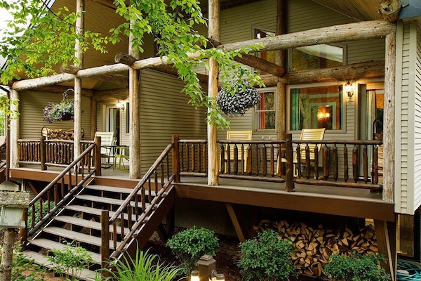 Premier Room | 1 bedroom, premium bedding, individually decorated