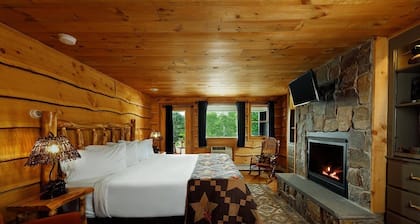 Friends Lake Inn
