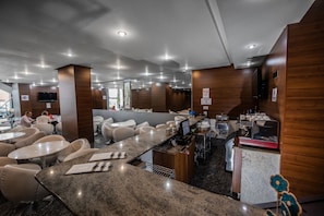 Coffee shop