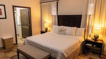 Deluxe Suite | Premium bedding, in-room safe, desk, laptop workspace