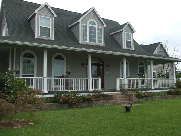 Pollen Room | 1 bedroom, individually decorated, individually furnished, free WiFi