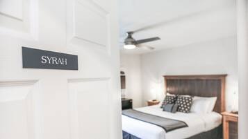 Comfort-rum - 1 kingsize-säng - bubbelbad | Egyptiska bomullslakan och sängtillbehör av högsta kvalitet