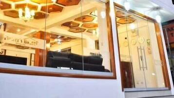 Entrada al alojamiento