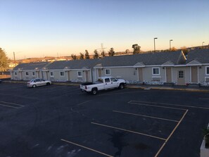 Free self-parking - Umatilla Inn and Suites (Umatilla)