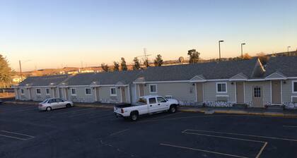 Umatilla Inn and Suites