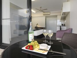 Desk, laptop workspace, iron/ironing board, free WiFi