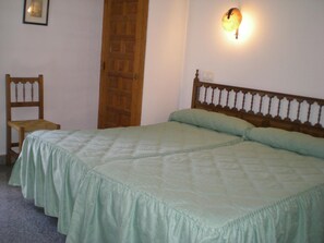 Desk, free WiFi, bed sheets