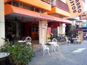 Terrace/patio - Orange Hotel (Patong)