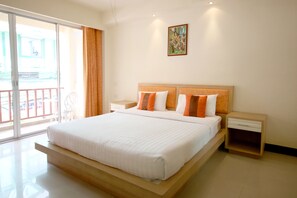 Premium bedding, minibar, in-room safe, rollaway beds - Orange Hotel (Patong)