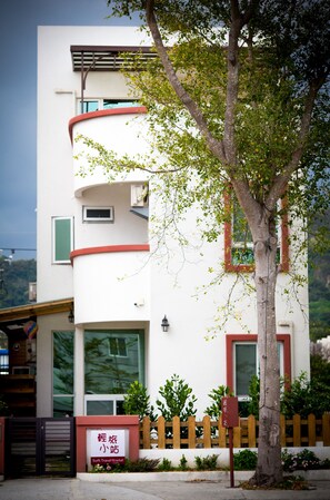 Fachada de la propiedad