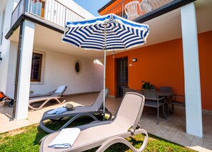 Leilighet – premium, 2 soverom, terrasse, hageutsikt | Terrasse/patio