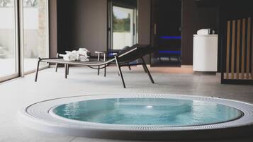 Sauna, bain à remous, hammam