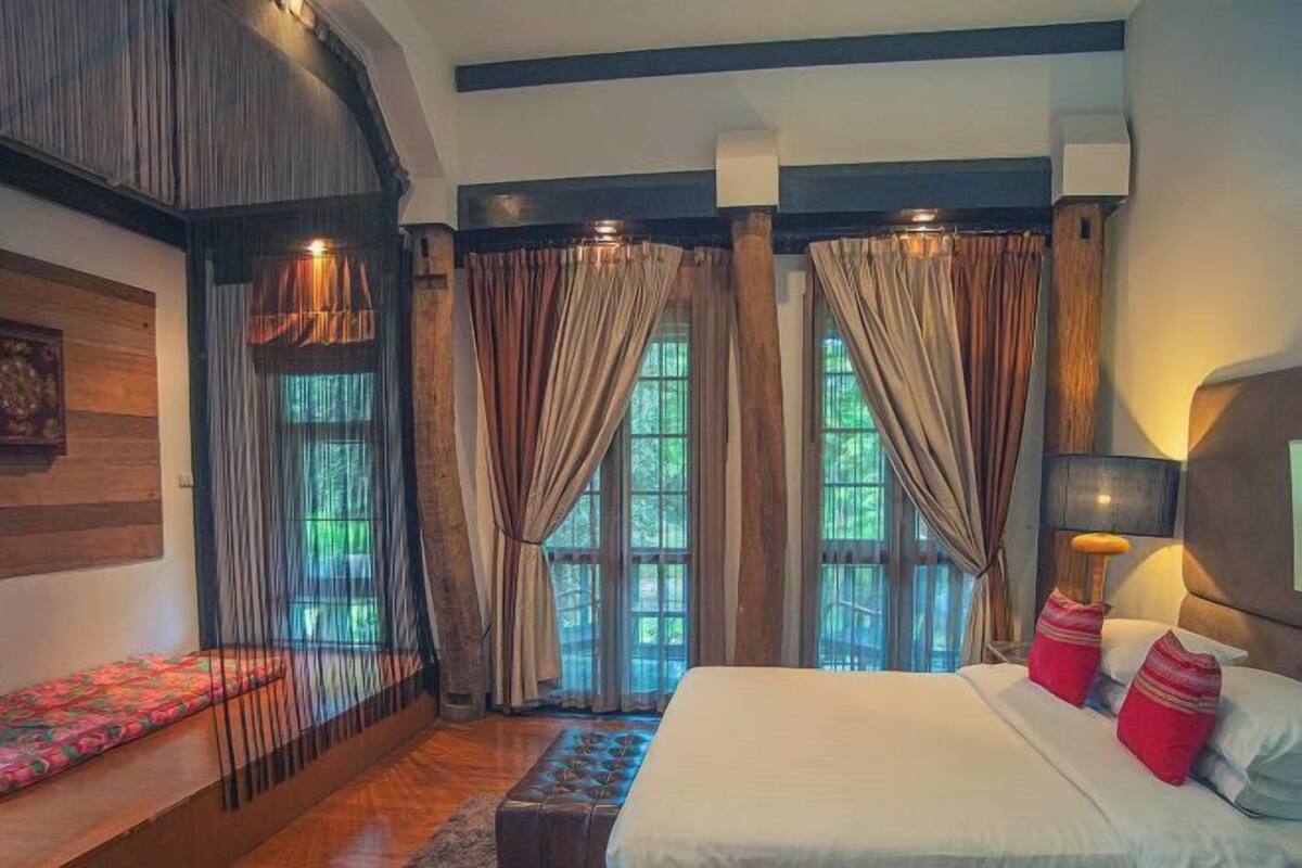 1 chambre, minibar, coffre-fort, bureau