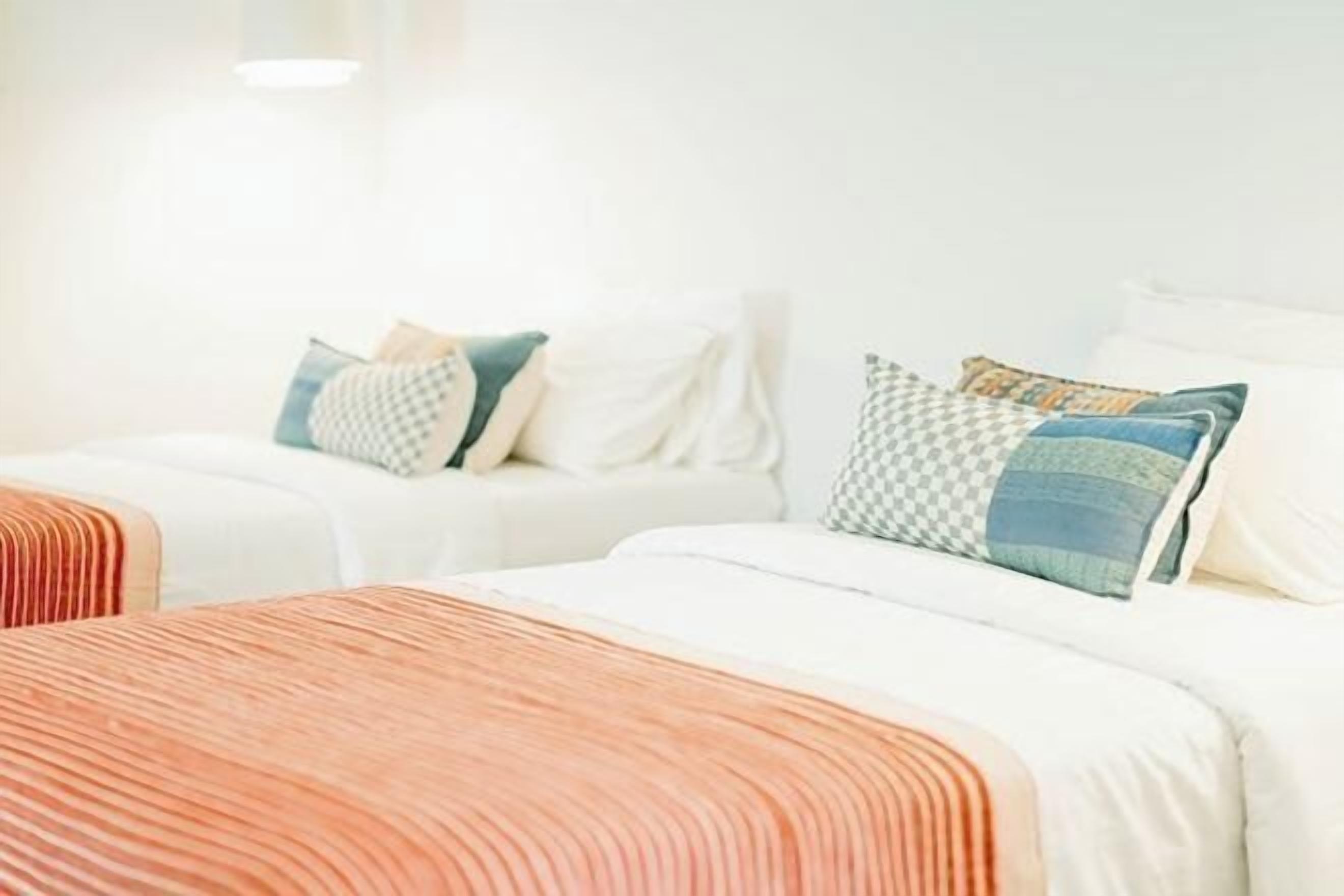 1 chambre, minibar, coffre-fort, bureau