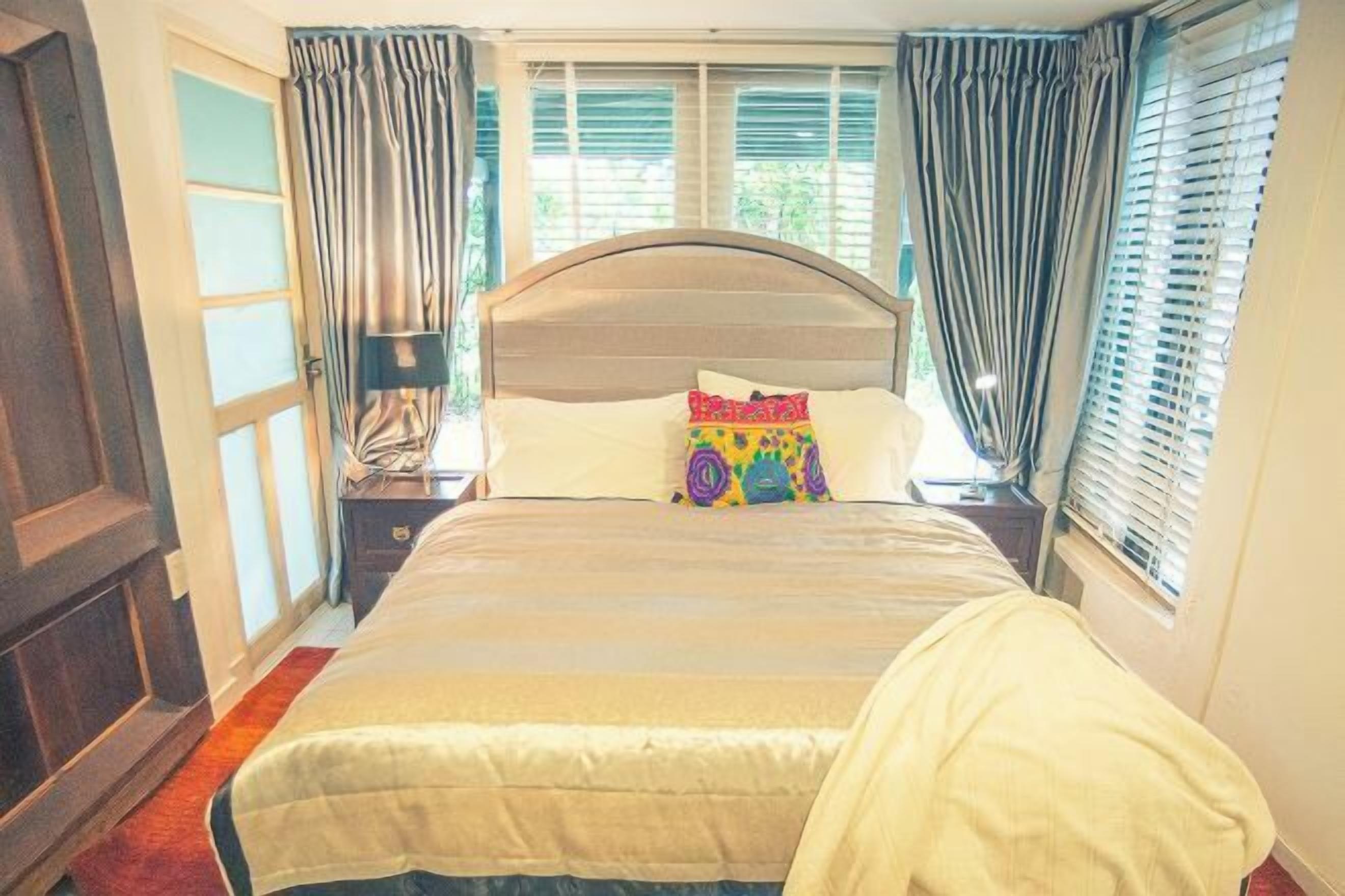 1 chambre, minibar, coffre-fort, bureau