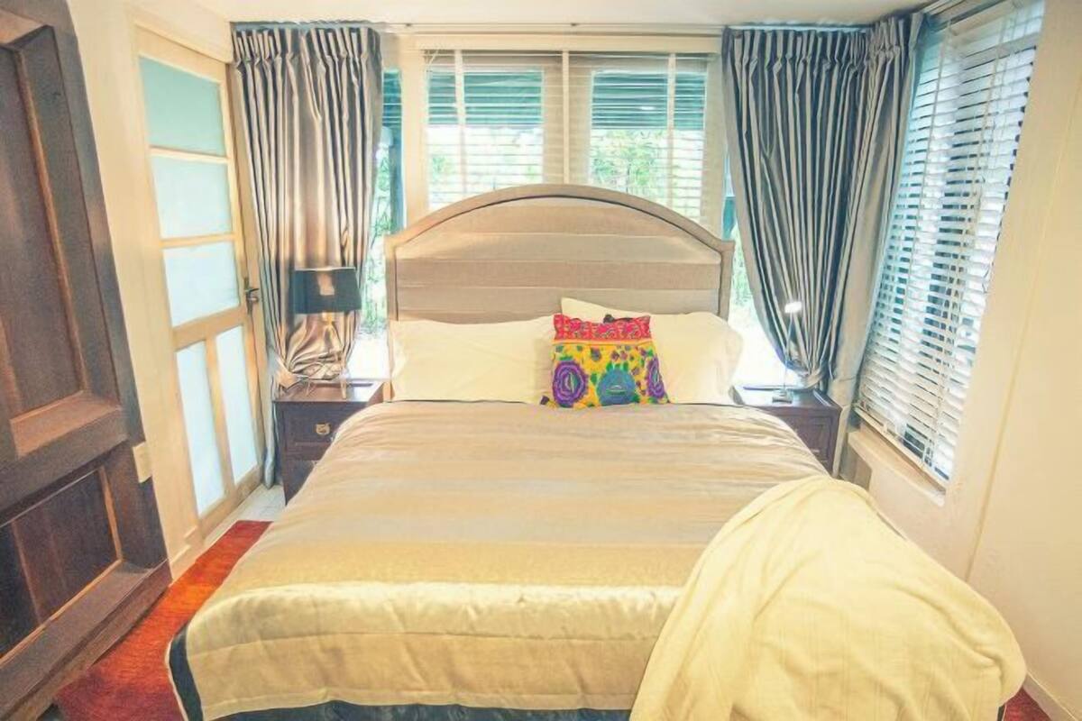 1 chambre, minibar, coffre-fort, bureau