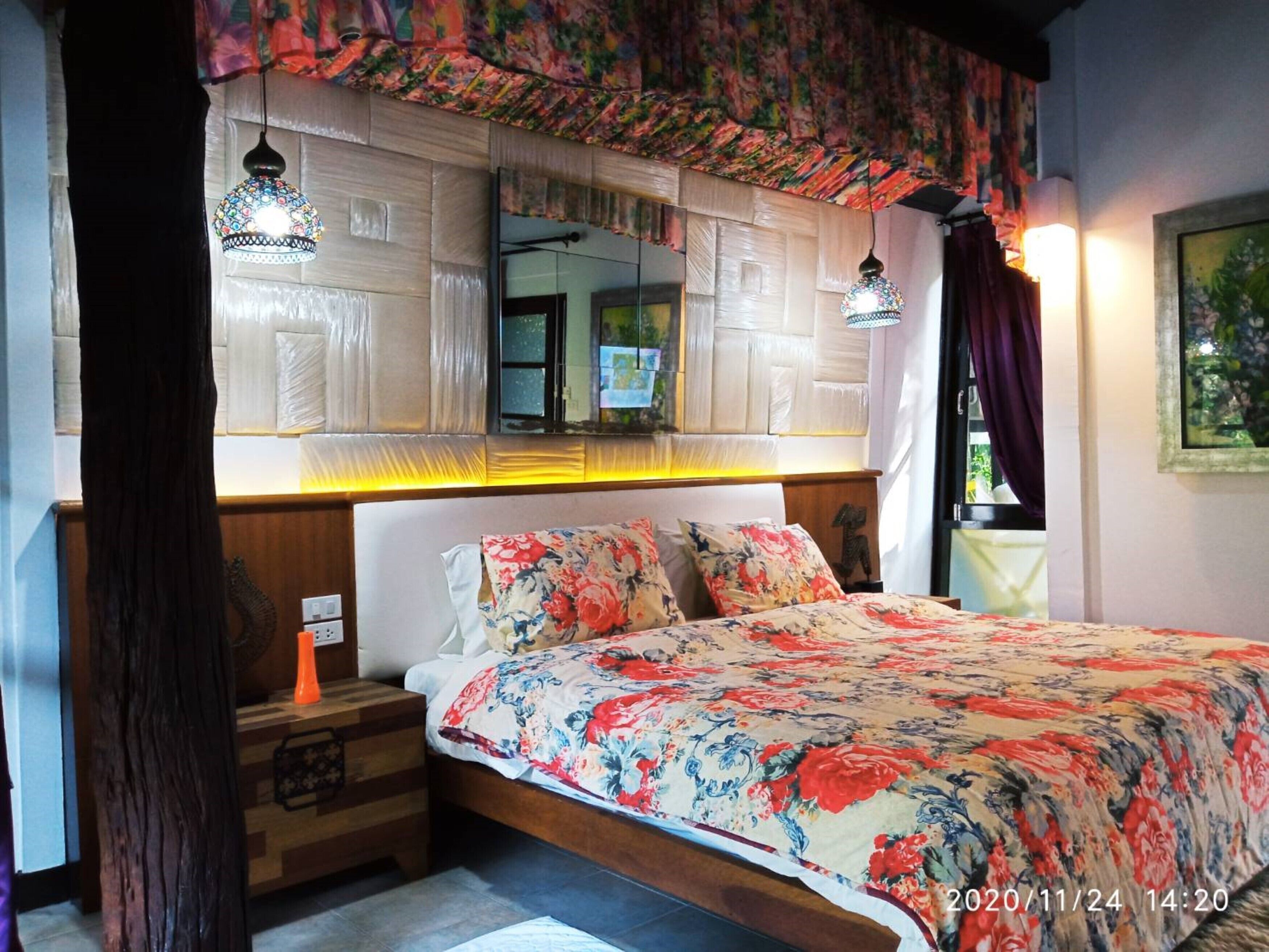 1 bedroom, minibar, in-room safe, desk