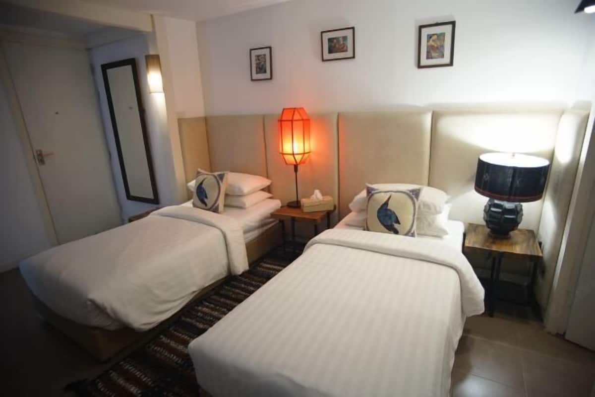 1 Schlafzimmer, Minibar, Zimmersafe, Schreibtisch