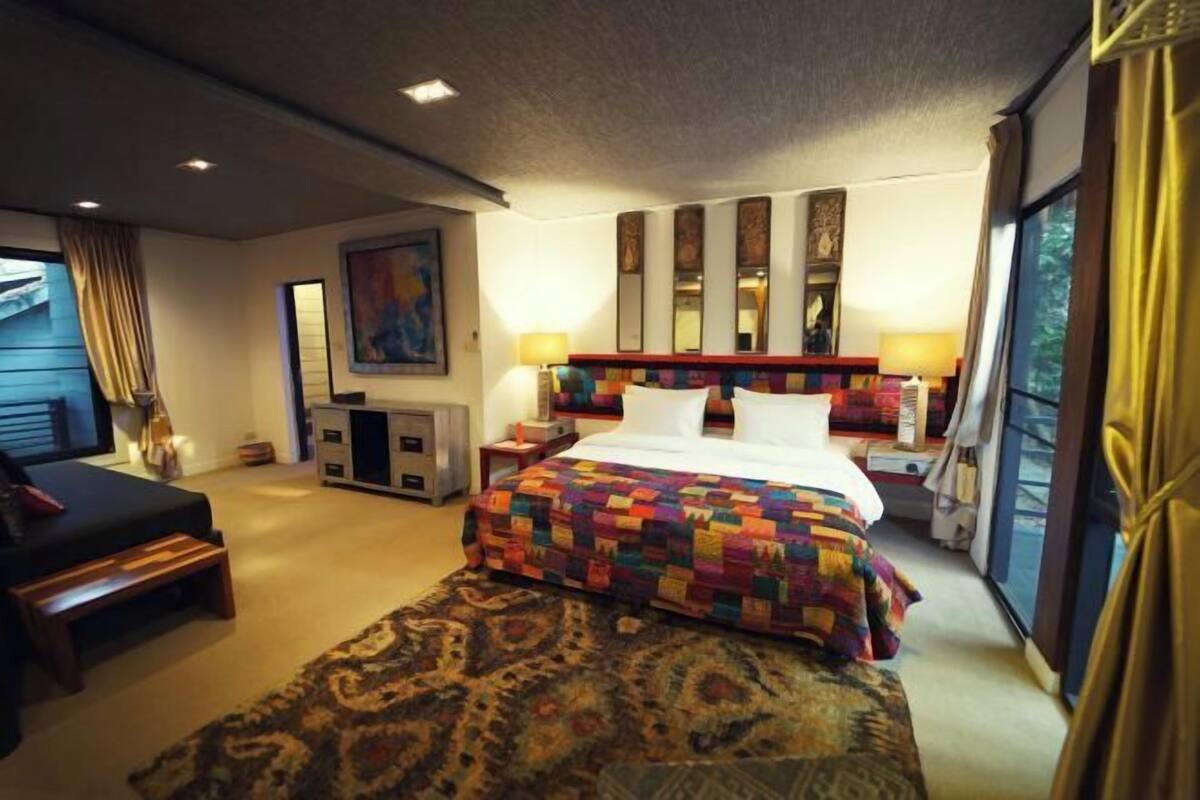 1 chambre, minibar, coffre-fort, bureau