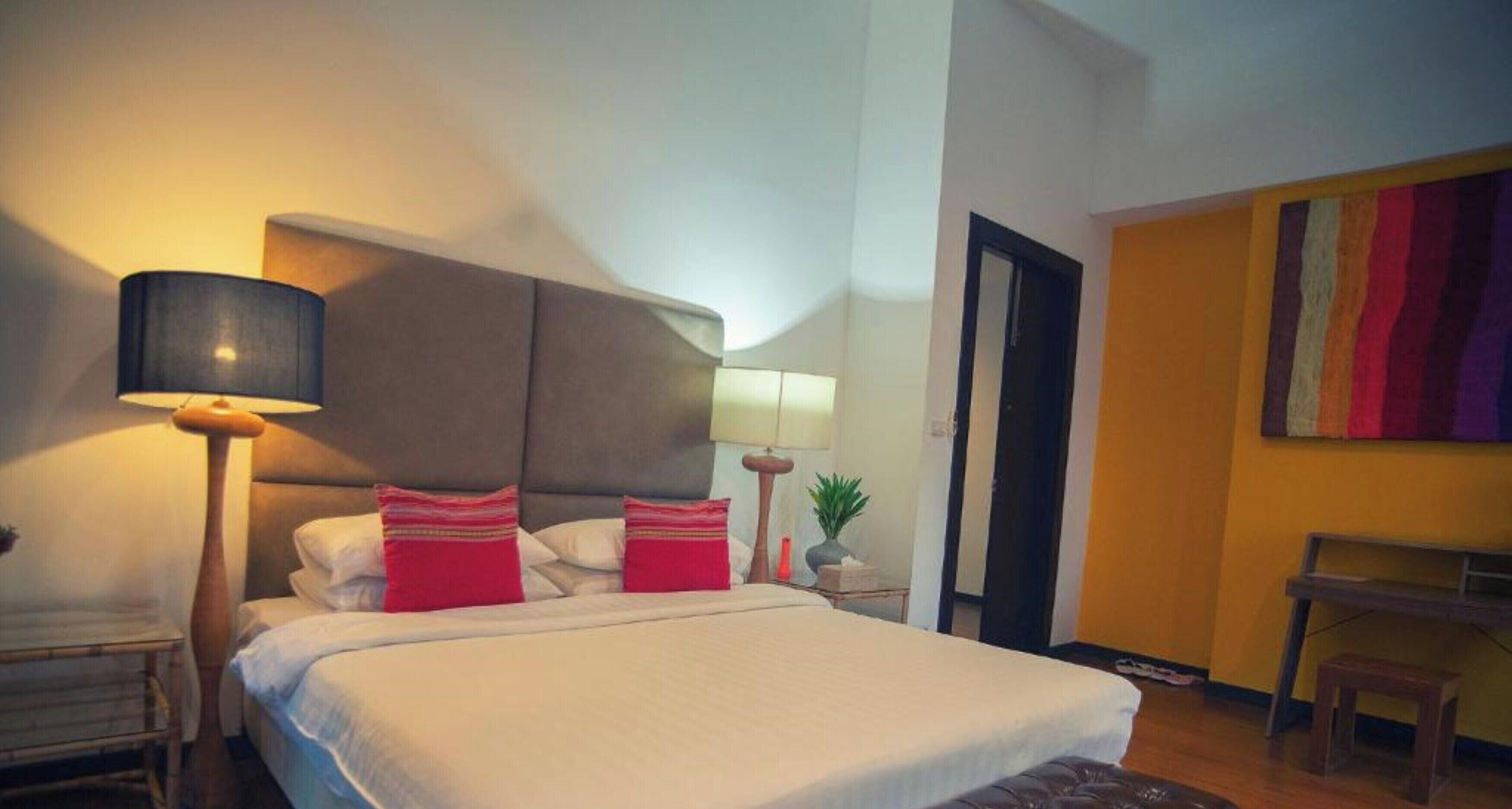 1 bedroom, minibar, in-room safe, desk