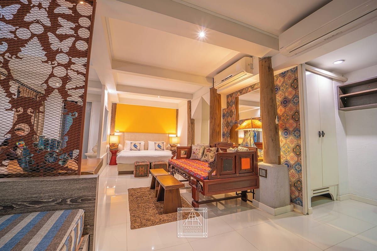 1 chambre, minibar, coffres-forts dans les chambres, bureau