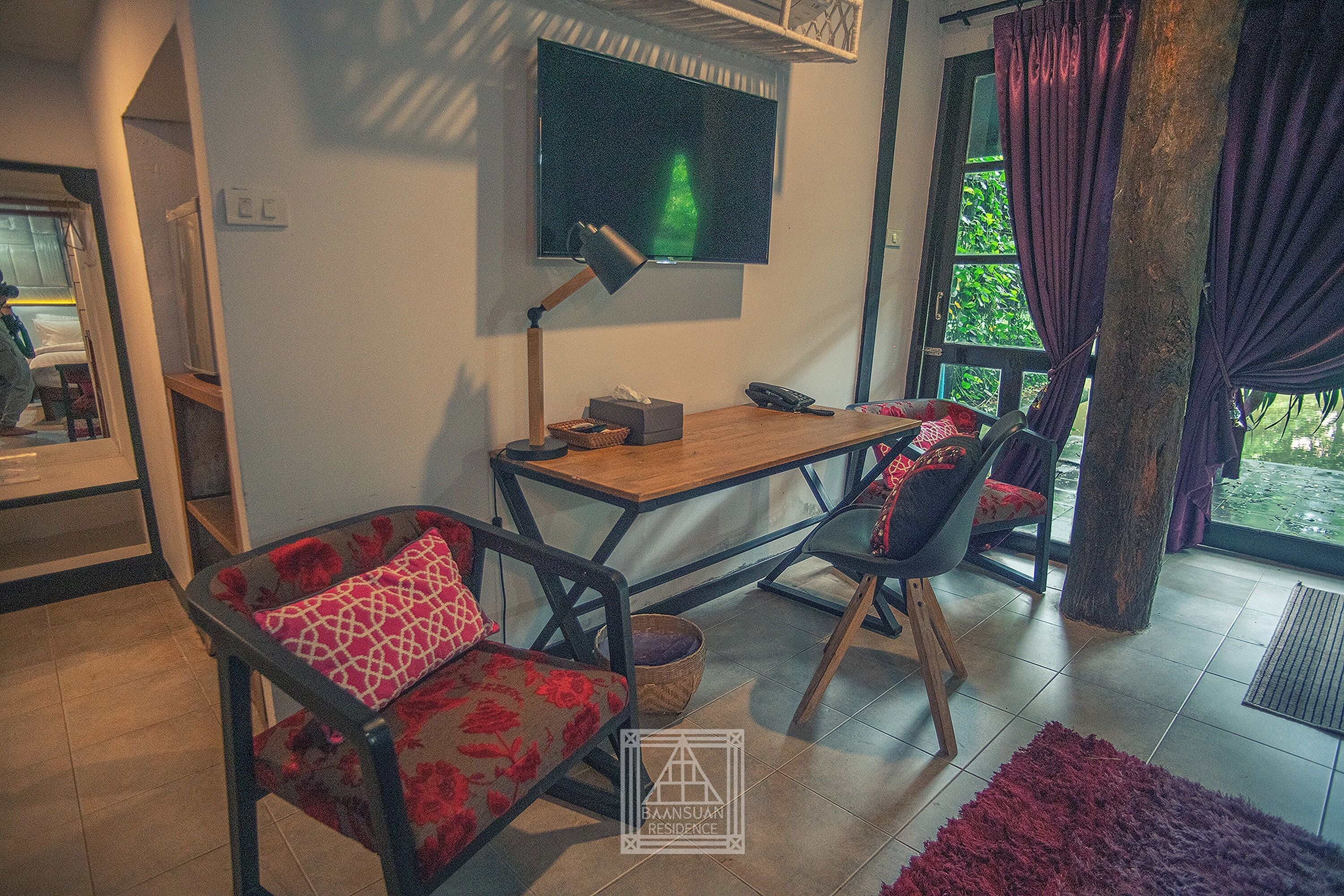 garden pet friendly room | 3 bedrooms, minibar, in-room safe, desk