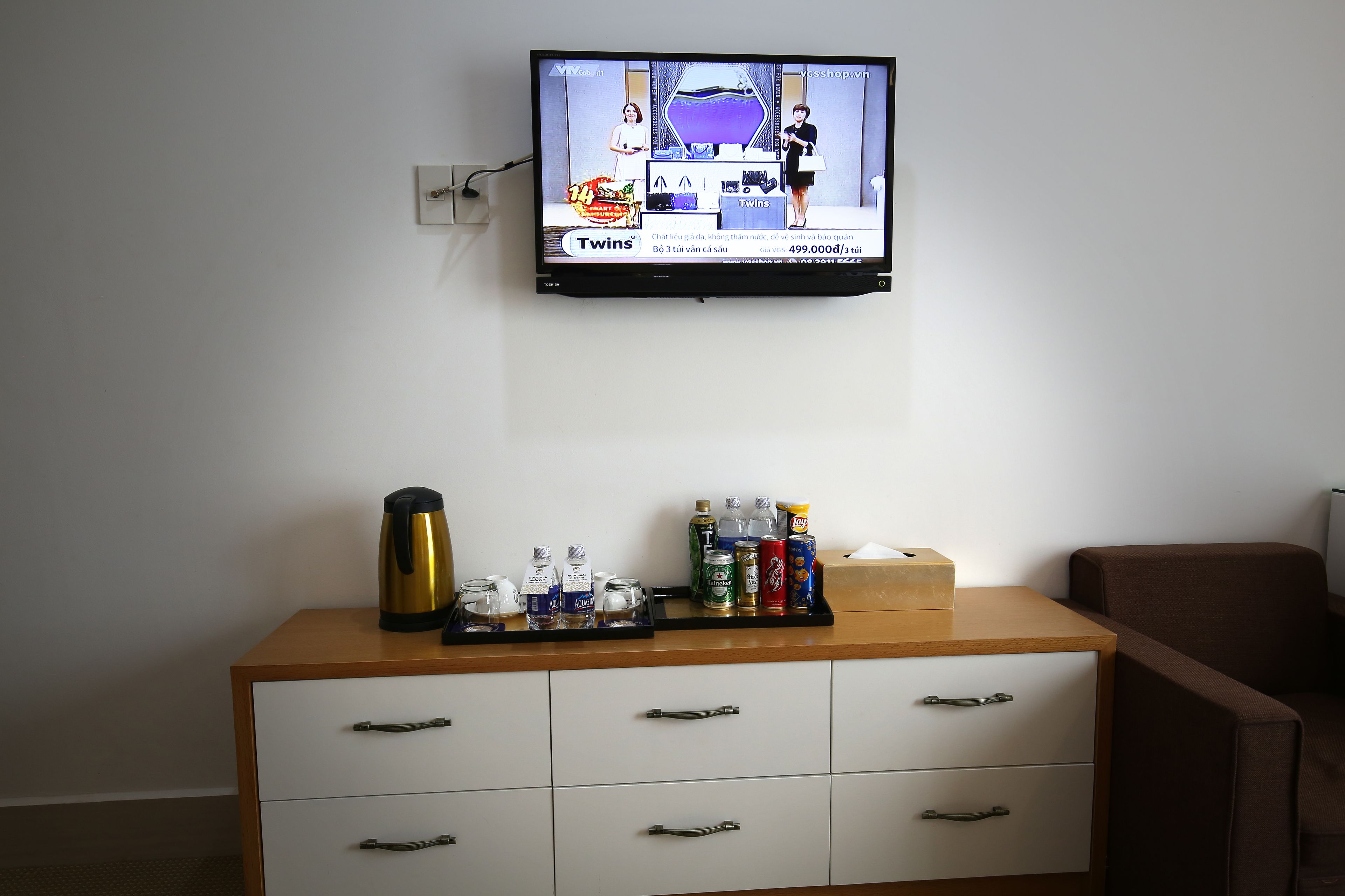 deluxe twin room, city view | room amenity