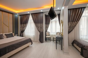 Premium bedding, in-room safe, individually furnished, desk - Hotel Next2 (Istanbul)
