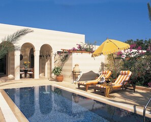 Terrace/patio - The Oberoi Beach Resort, Sahl Hasheesh (Hurghada)