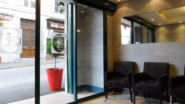Interior entrance - Hôtel Croix des Nordistes (Lourdes)
