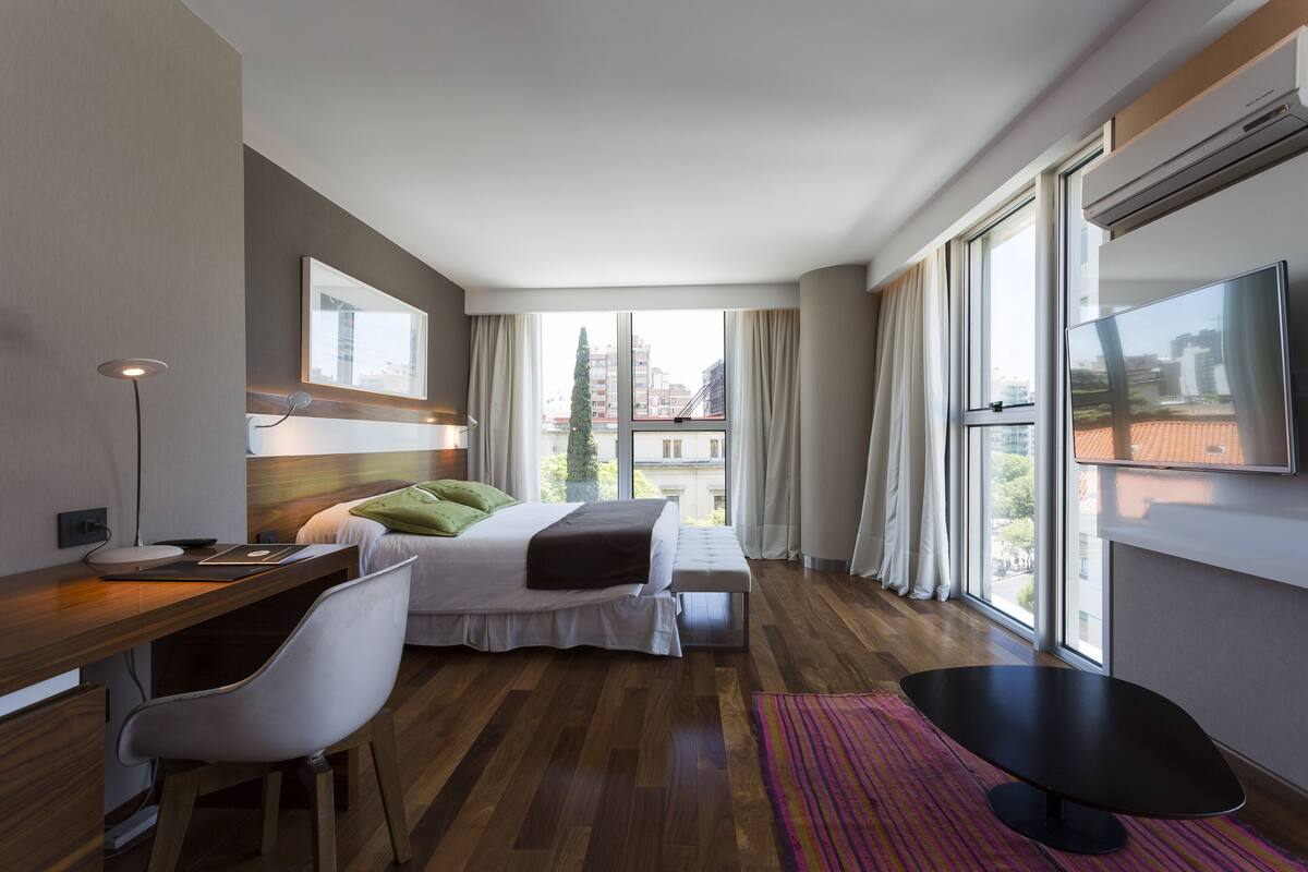 minibar, in-room safe, desk, blackout curtains