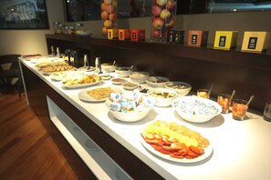 Buffet - Yrigoyen 111 Hotel (Córdoba)