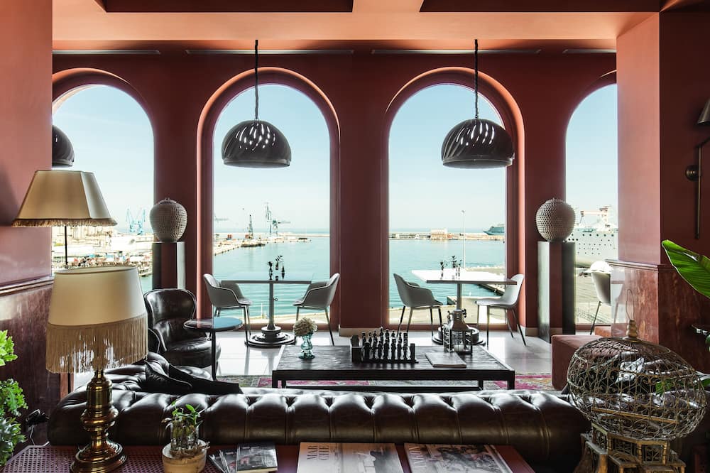 SeePort Hotel