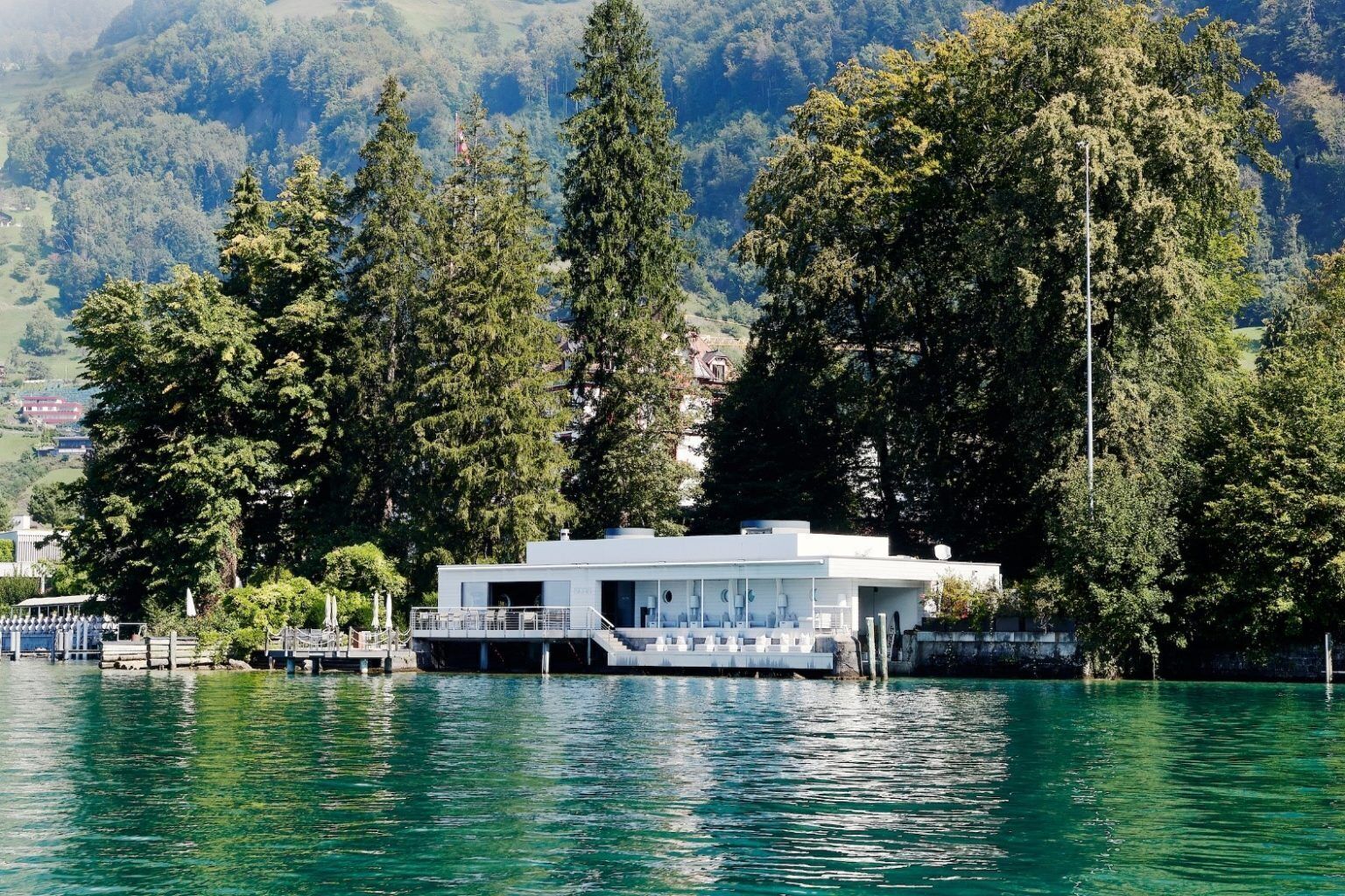 2 restaurants, regional cuisine