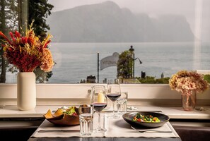 2 restaurants, Regional cuisine