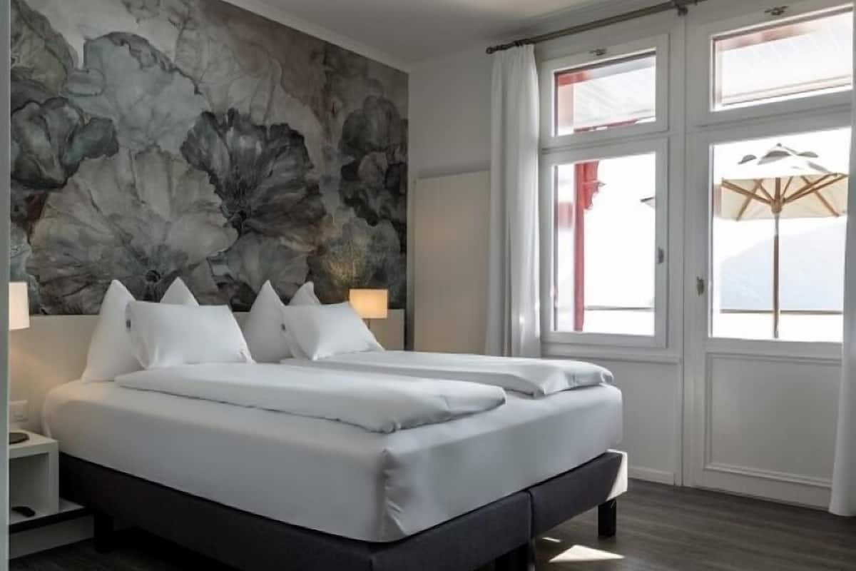 Ropa de cama de alta calidad y minibar (con algunos artículos gratuitos)