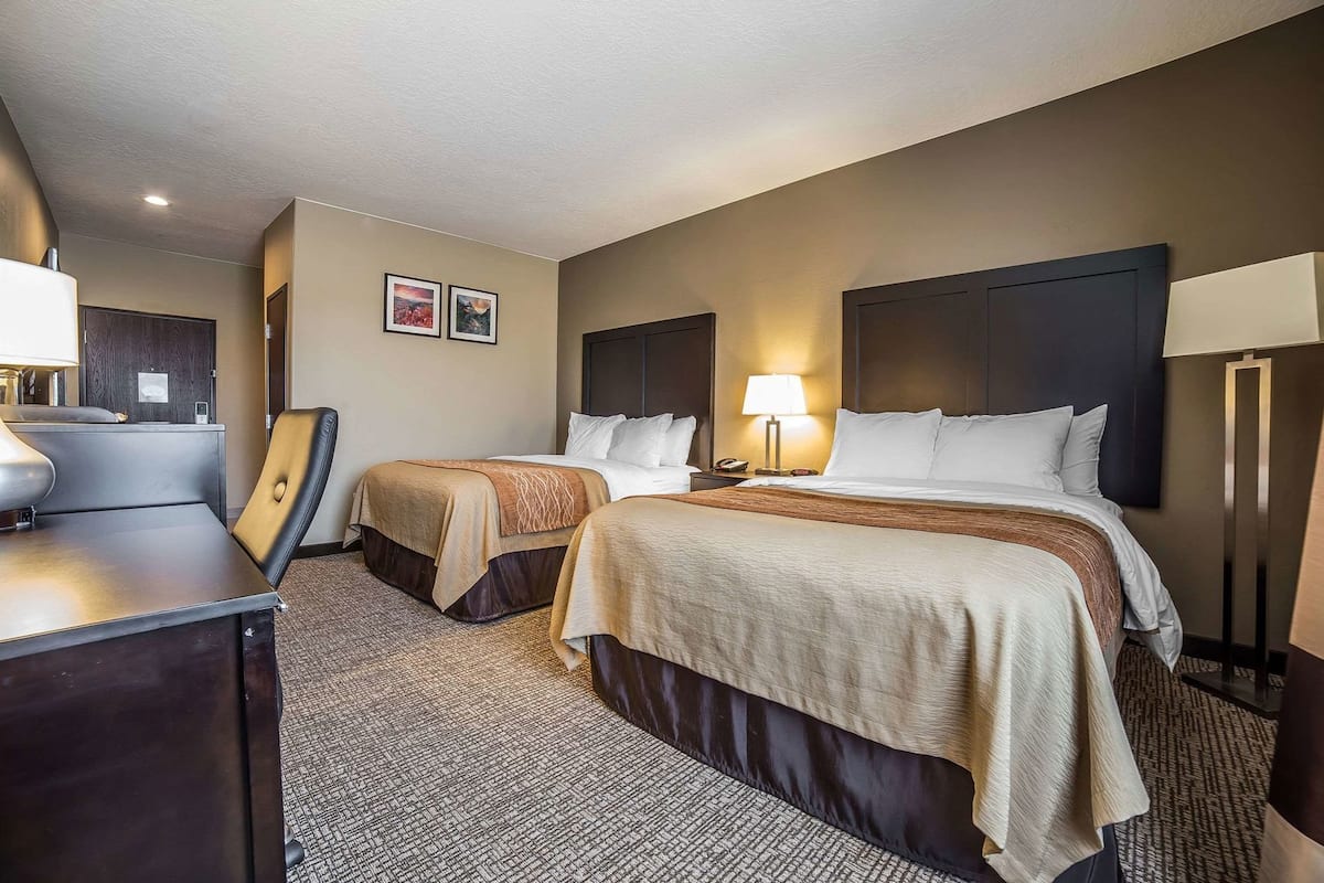 Premium bedding, pillowtop beds, desk, blackout drapes